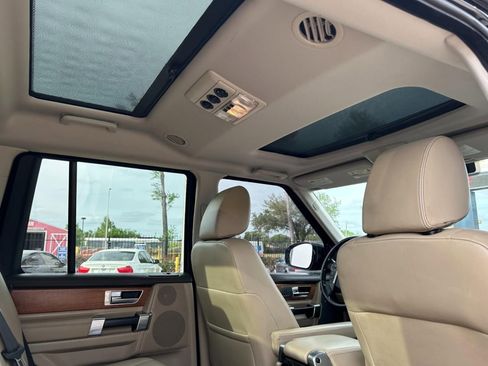 Used 2016 Land Rover LR4 HSE LUX image 23