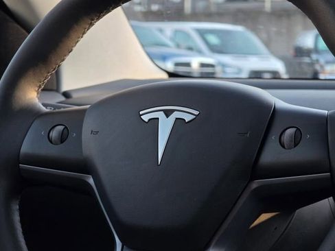 Used 2022 Tesla Model 3 Long Range image 14