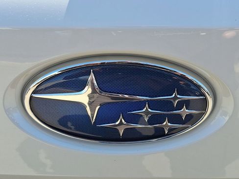 Used 2025 Subaru Crosstrek 2.0i Premium image 29