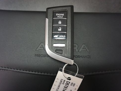 Used 2023 Acura MDX SH-AWD w/ Advance Package image 19