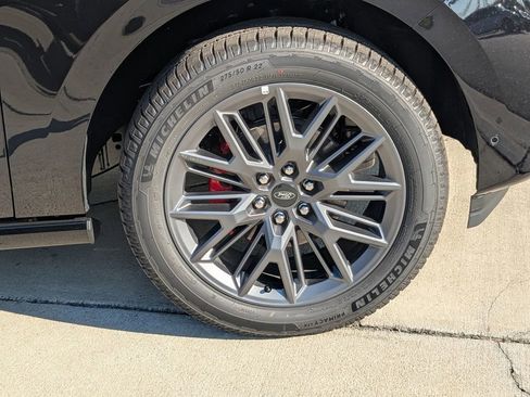 New 2025 Ford Expedition Platinum w/ Stealth Performance Package image 10