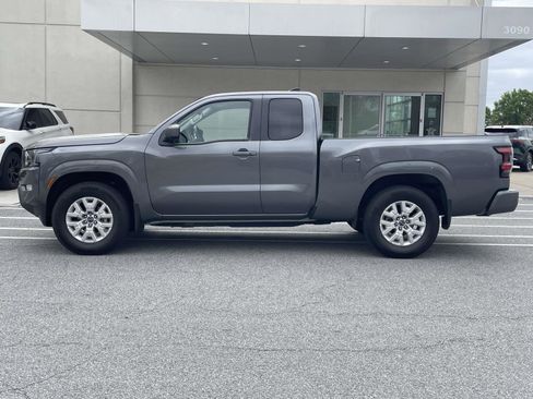 Used 2024 Nissan Frontier SV w/ SV Convenience Package image 2