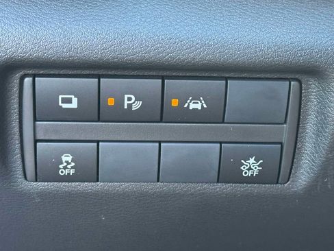 Used 2025 Nissan Versa S w/ Trunk Package FWD image 18