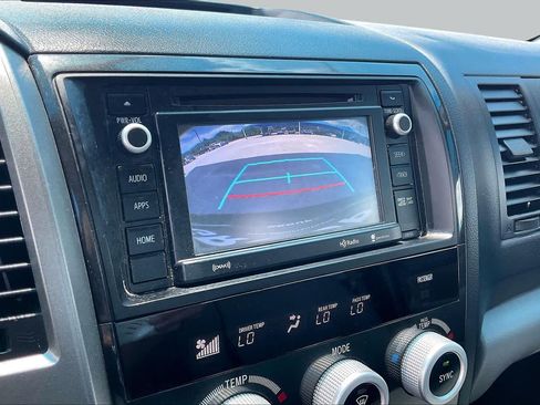 Used 2016 Toyota Sequoia SR5 RWD image 27