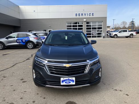 Used 2023 Chevrolet Equinox LT AWD/4WD image 3