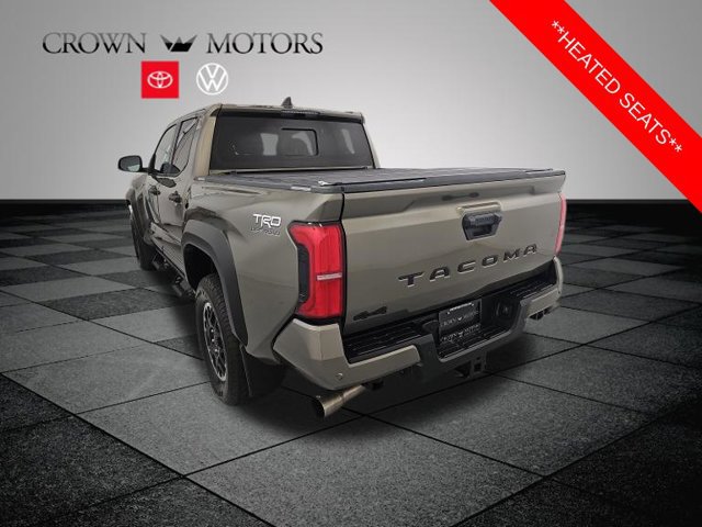 Used 2024 Toyota Tacoma TRD Off-Road w/ TRD Off Road Upgrade Package AWD/4WD image 4