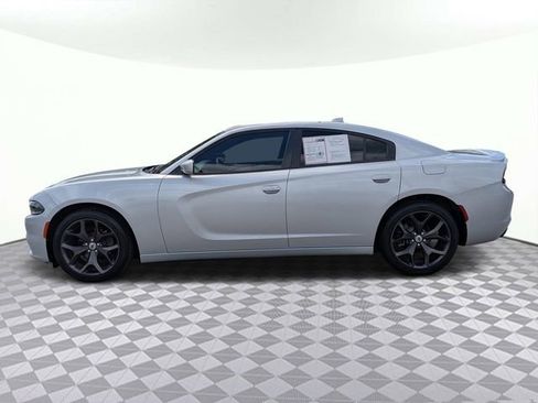 Used 2019 Dodge Charger SXT w/ Plus Group image 7