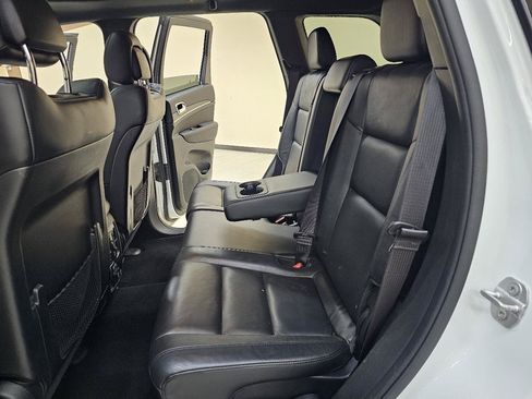 Used 2021 Jeep Grand Cherokee Limited RWD image 25