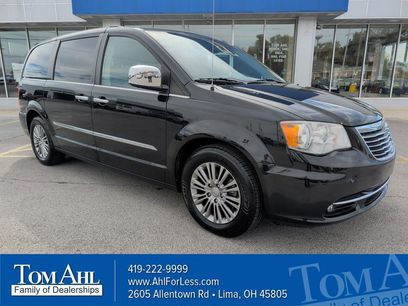 Used 2014 Chrysler Town & Country Touring-L w/ Driver Convenience Group