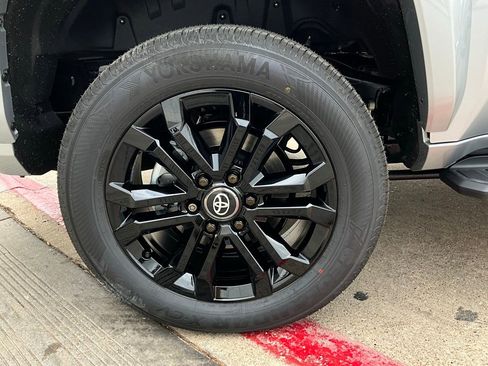 New 2026 Toyota 4Runner 4WD image 8