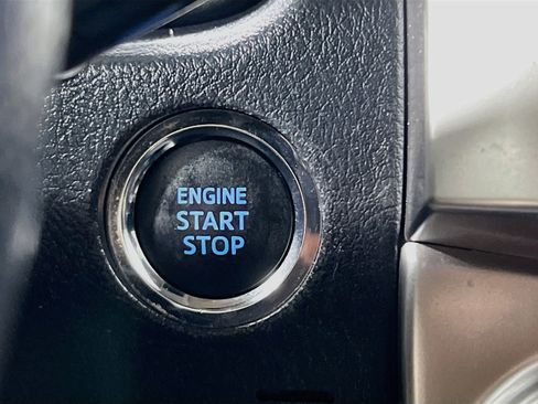 Used 2024 Toyota 4Runner Limited AWD/4WD image 23