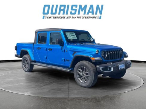New 2026 Jeep Gladiator Sport AWD/4WD image 1