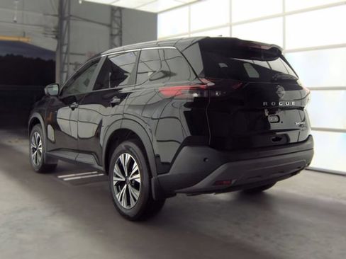 Used 2023 Nissan Rogue SV AWD/4WD image 4