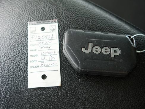 Used 2020 Jeep Wrangler Unlimited Sport S AWD/4WD image 31