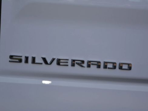 Used 2019 Chevrolet Silverado 1500 W/T w/ Trailering Package image 12