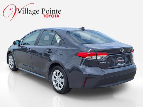 Used 2024 Toyota Corolla LE FWD image 3