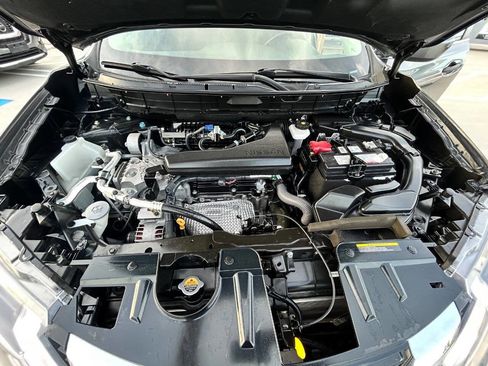 Used 2020 Nissan Rogue S image 20