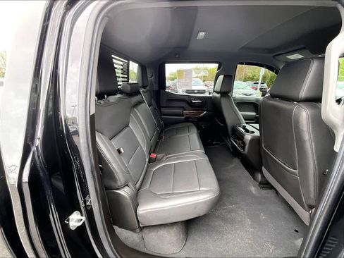 Used 2021 Chevrolet Silverado 1500 LT Trail Boss w/ Convenience Package II image 16