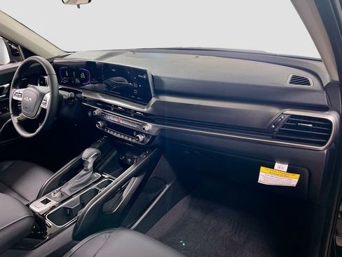 New 2025 Kia Telluride S image 33