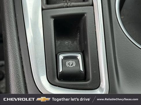 Used 2018 Chevrolet Equinox Premier FWD image 20