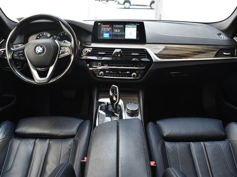 Used 2019 BMW 530i xDrive w/ Convenience Package image 28
