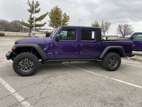 New 2026 Jeep Gladiator Mojave image 16