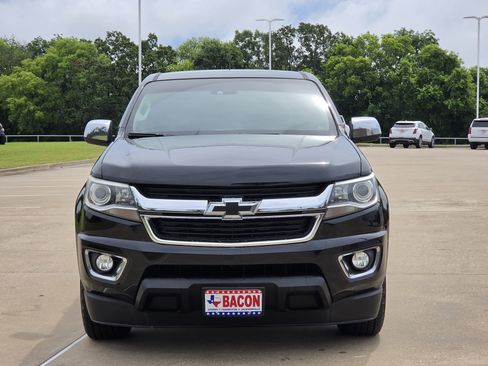 Used 2016 Chevrolet Colorado LT w/ Luxury Package, Chrome RWD image 2