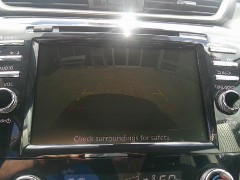 Used 2023 Nissan Murano SV image 24