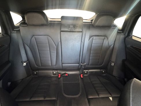 Used 2019 BMW X4 M40i image 18