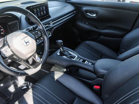 Used 2024 Honda HR-V EX-L image 18