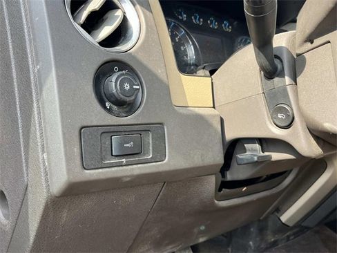 Used 2014 Ford F150 XLT w/ Equipment Group 302A Luxury image 25