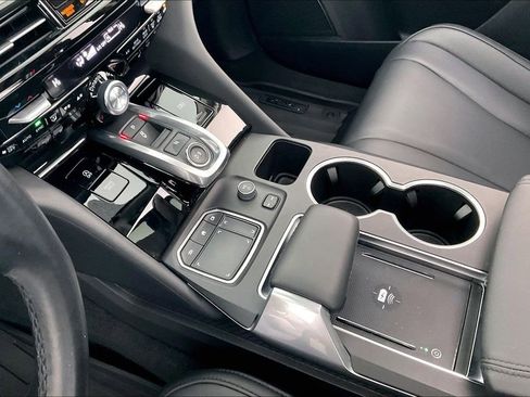 Certified 2024 Acura MDX FWD image 17