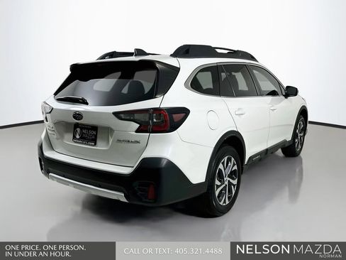 Used 2022 Subaru Outback Limited AWD/4WD image 6