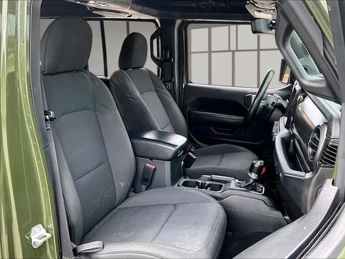 Used 2021 Jeep Wrangler Unlimited Sport image 27