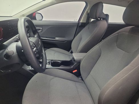 Used 2025 Kia K4 FWD image 17