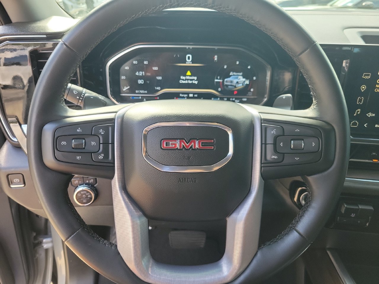 Used 2023 GMC Sierra 1500 SLT w/ SLT Premium Package AWD/4WD image 18