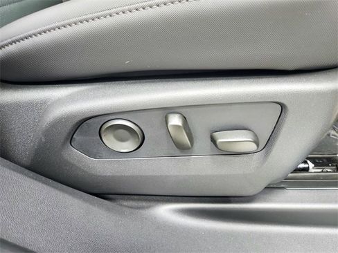 New 2026 GMC Hummer EV SUV image 40