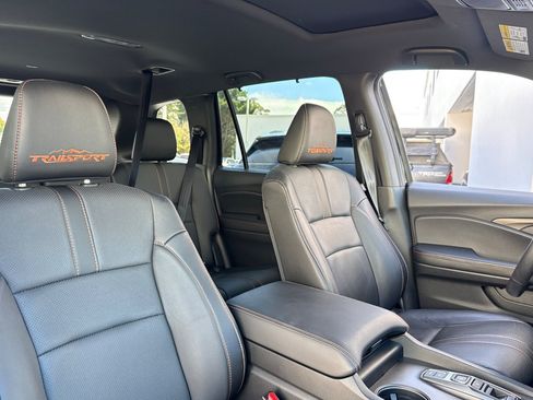 Certified 2024 Honda Passport TrailSport image 28