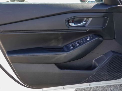 Used 2024 Honda Accord Sport image 19