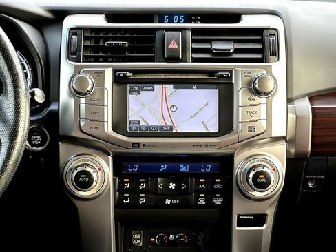 Used 2017 Toyota 4Runner Limited RWD image 32