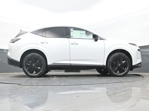 New 2025 Nissan Murano SV image 30