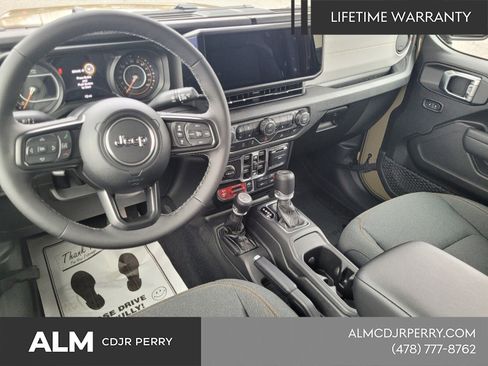 New 2026 Jeep Gladiator Willys image 9