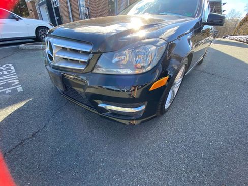 Used 2013 Mercedes-Benz C 250 Sport image 26