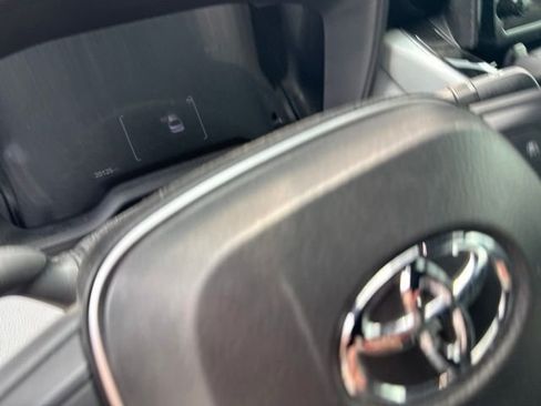 Used 2026 Toyota Corolla SE FWD image 10