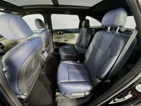 Used 2023 Kia Sorento SX Prestige AWD/4WD image 24