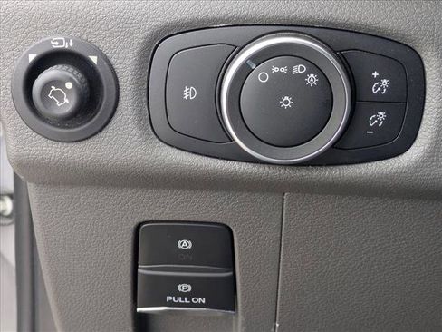 Used 2022 Ford Transit 350 XLT image 12