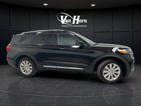 Used 2023 Ford Explorer Limited w/ Hybrid Equipment Group 310A AWD/4WD image 8