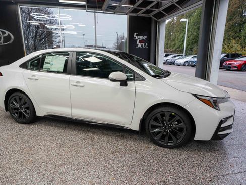 New 2026 Toyota Corolla SE w/ SE Package image 5