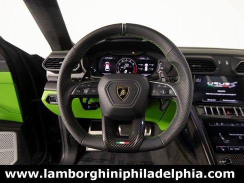 Used 2024 Lamborghini Urus S image 23