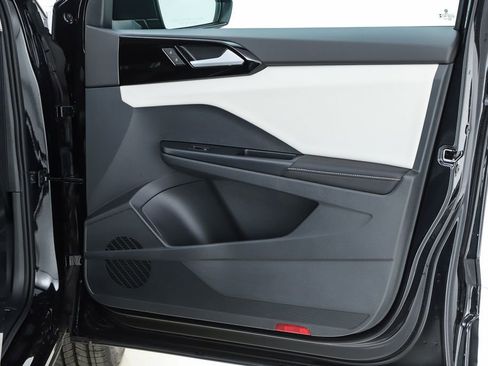 New 2026 Volkswagen Taos S FWD image 30